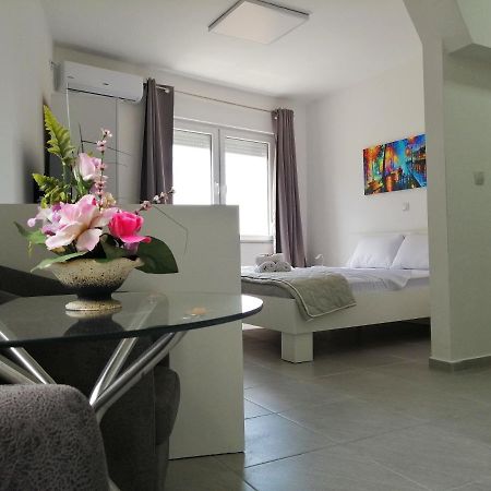 Redex Apartments Ohrid Exterior foto