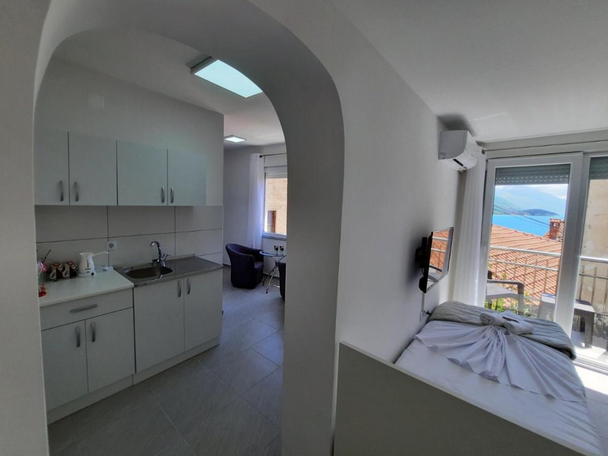 Redex Apartments Ohrid Exterior foto